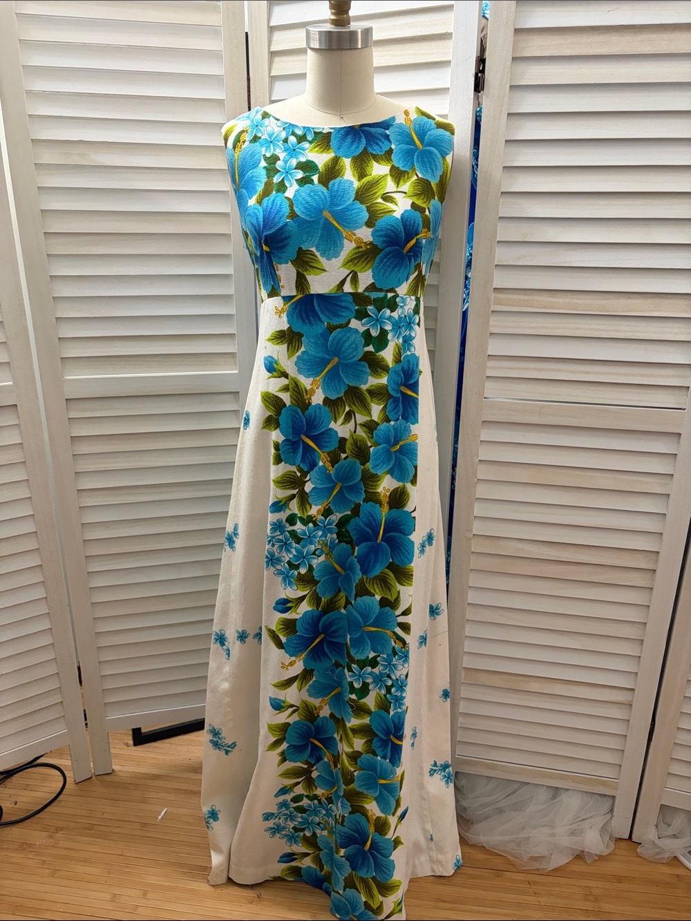 Hawaiian Wedding Dress- Vintage 1960s